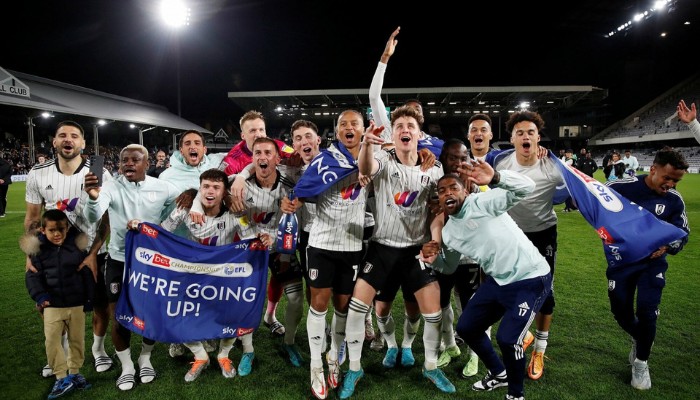 các đội lên hạng premier league